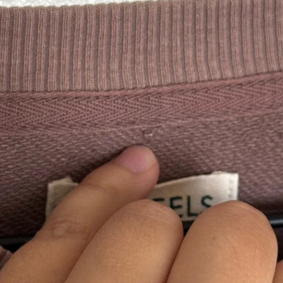 AMERICAN EAGLE AE Big Hug Crew Neck Sweatshirt - Picture 9 of 10